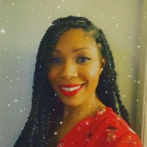 Meet your Posher, Dominique